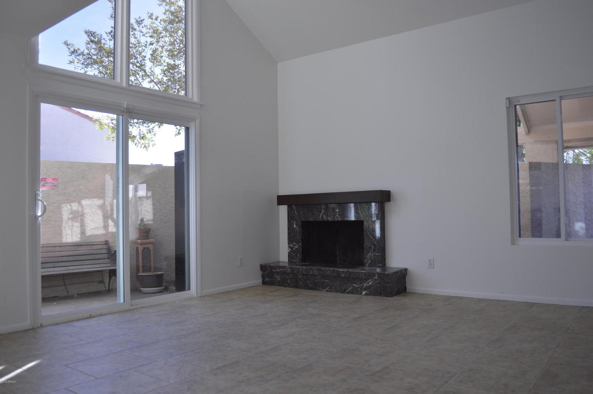 5815 N 8th Pl, Phoenix, AZ 85014 photo 10