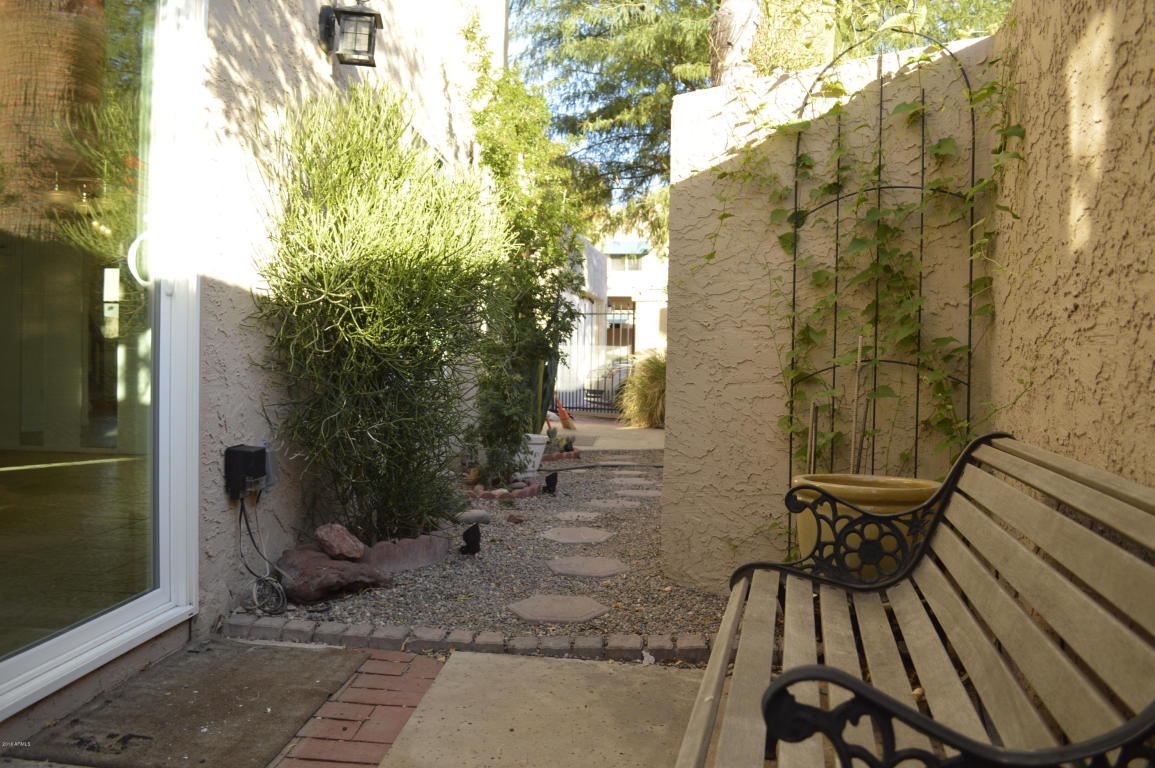 5815 N 8th Pl, Phoenix, AZ 85014 photo 23