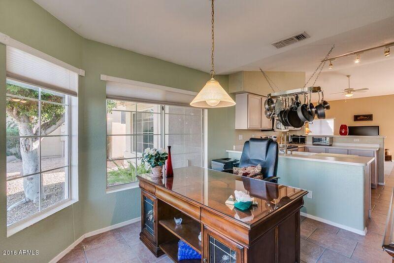 281 W Windsor Dr, Gilbert, AZ 85233 photo 6