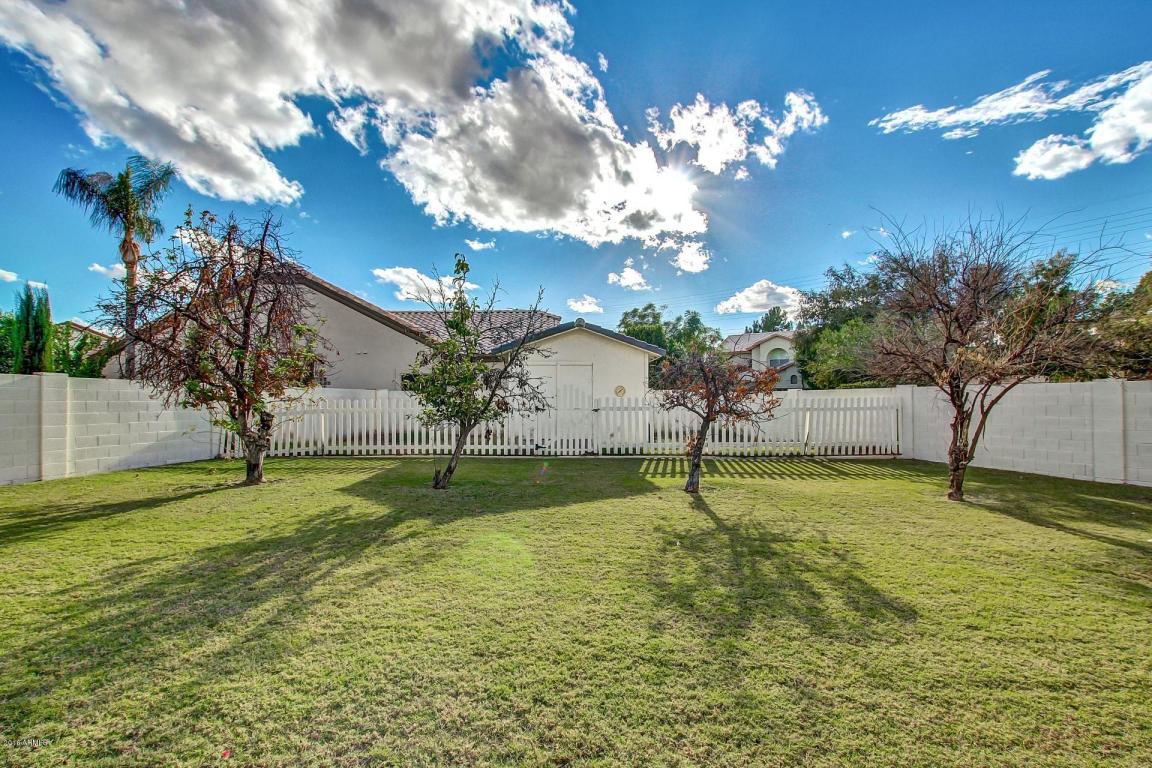 2025 E Dias Dr, Gilbert, AZ 85234 photo 5