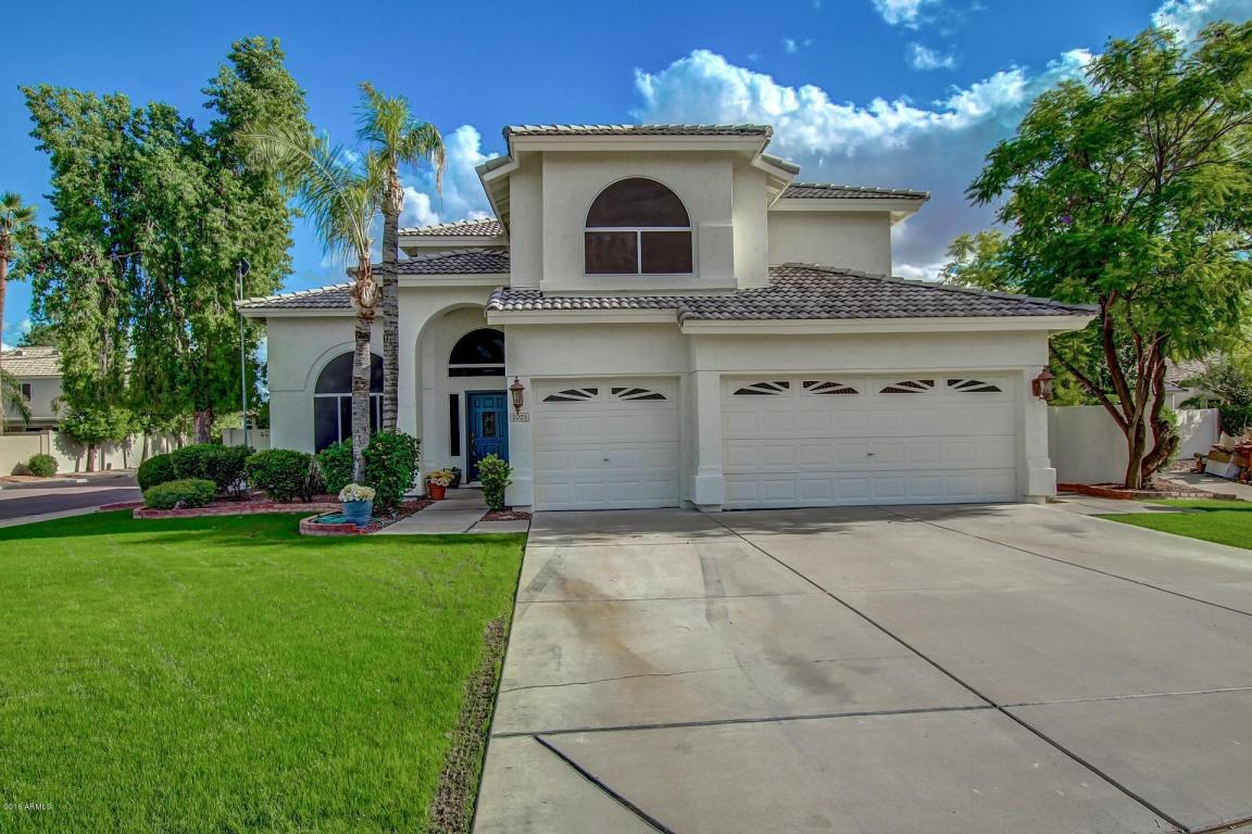 2025 E Dias Dr, Gilbert, AZ 85234 photo 2