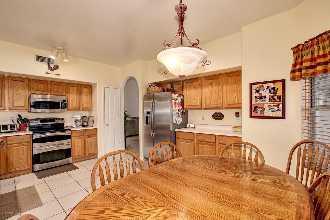 2025 E Dias Dr, Gilbert, AZ 85234 photo 9