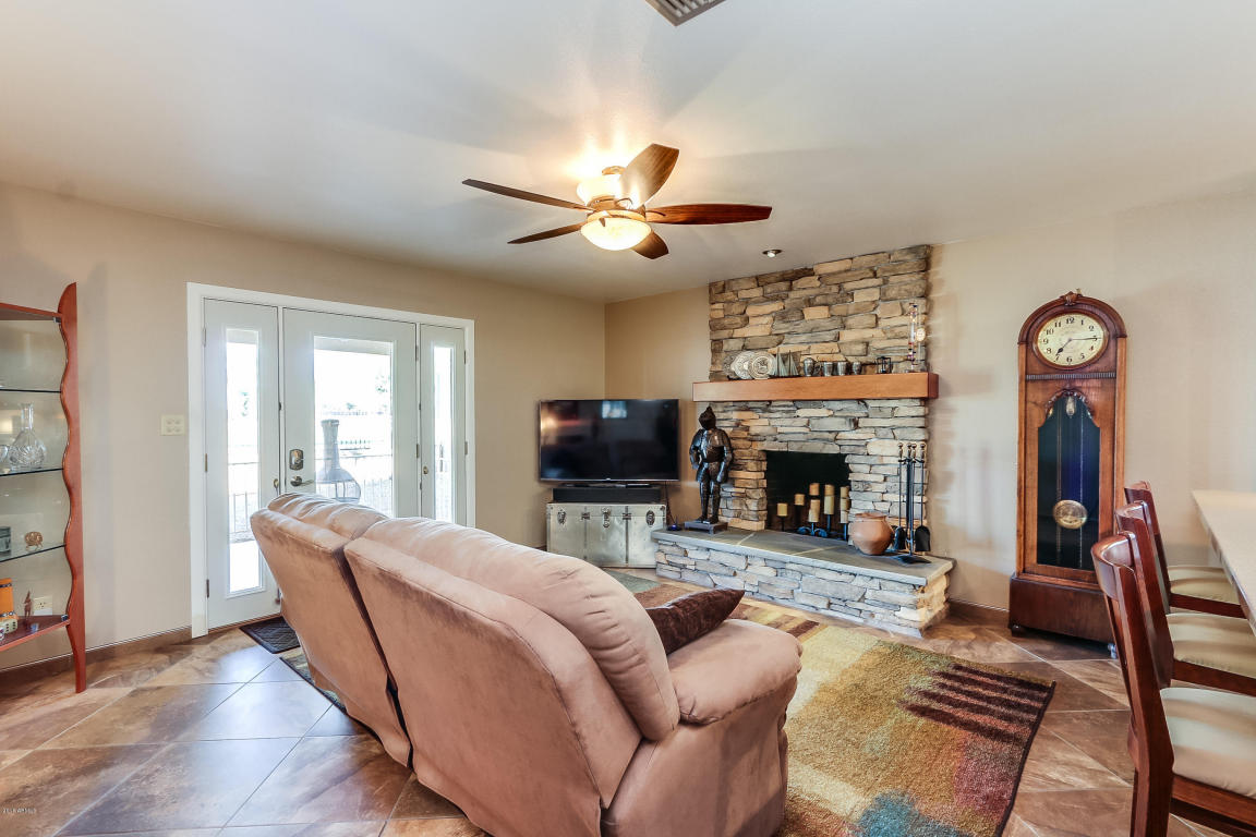 236 E Chilton Dr, Tempe, AZ 85283 photo 17