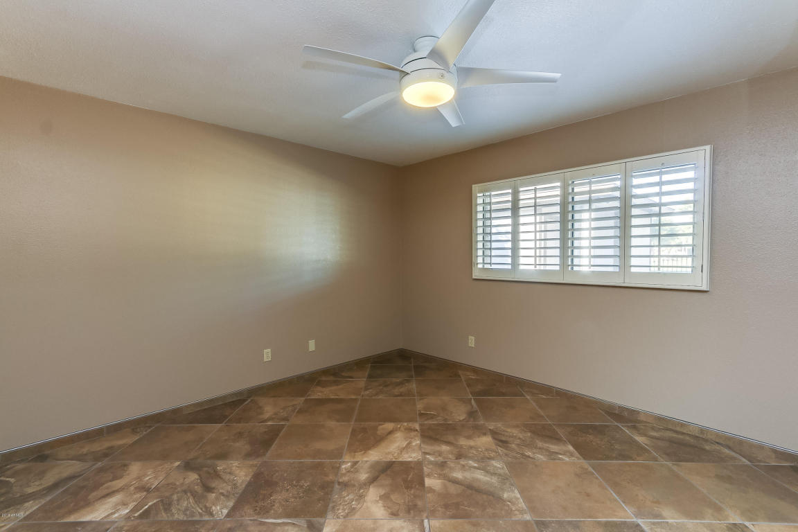 236 E Chilton Dr, Tempe, AZ 85283 photo 32