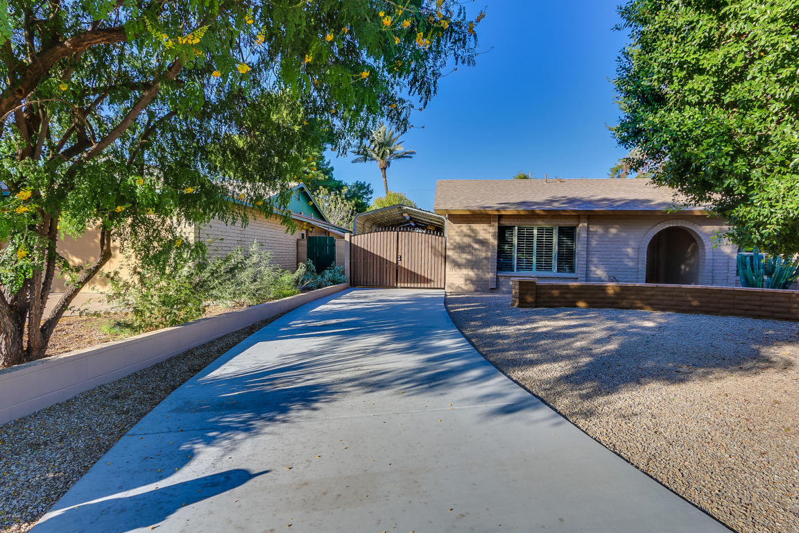 236 E Chilton Dr, Tempe, AZ 85283 photo 4