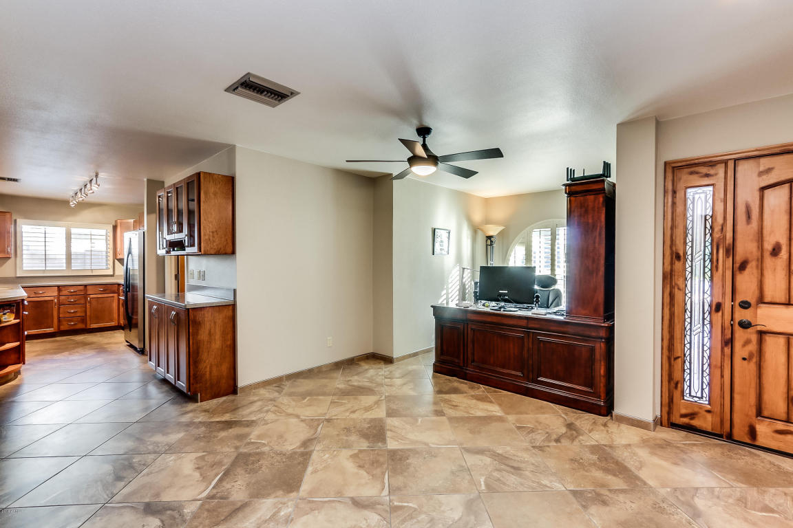 236 E Chilton Dr, Tempe, AZ 85283 photo 25