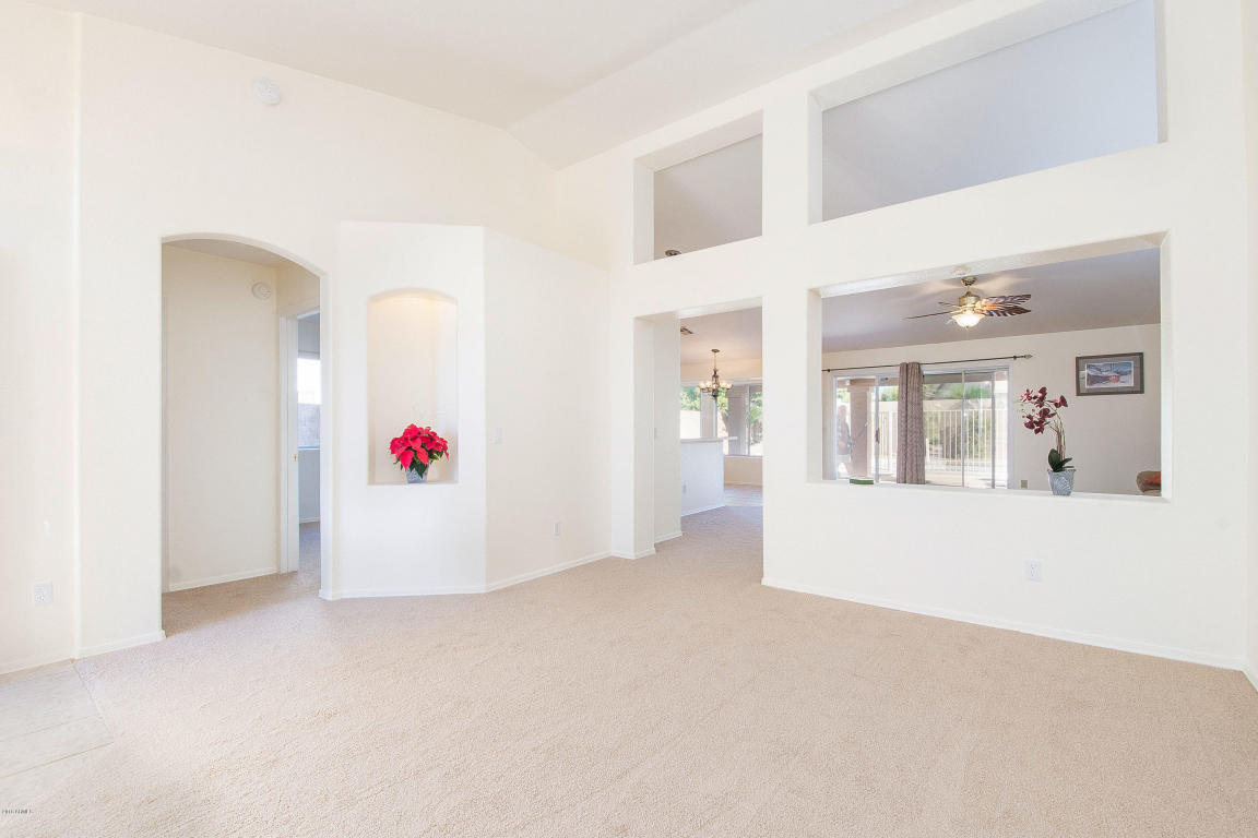 1065 S Rowen --, Mesa, AZ 85208 photo 4