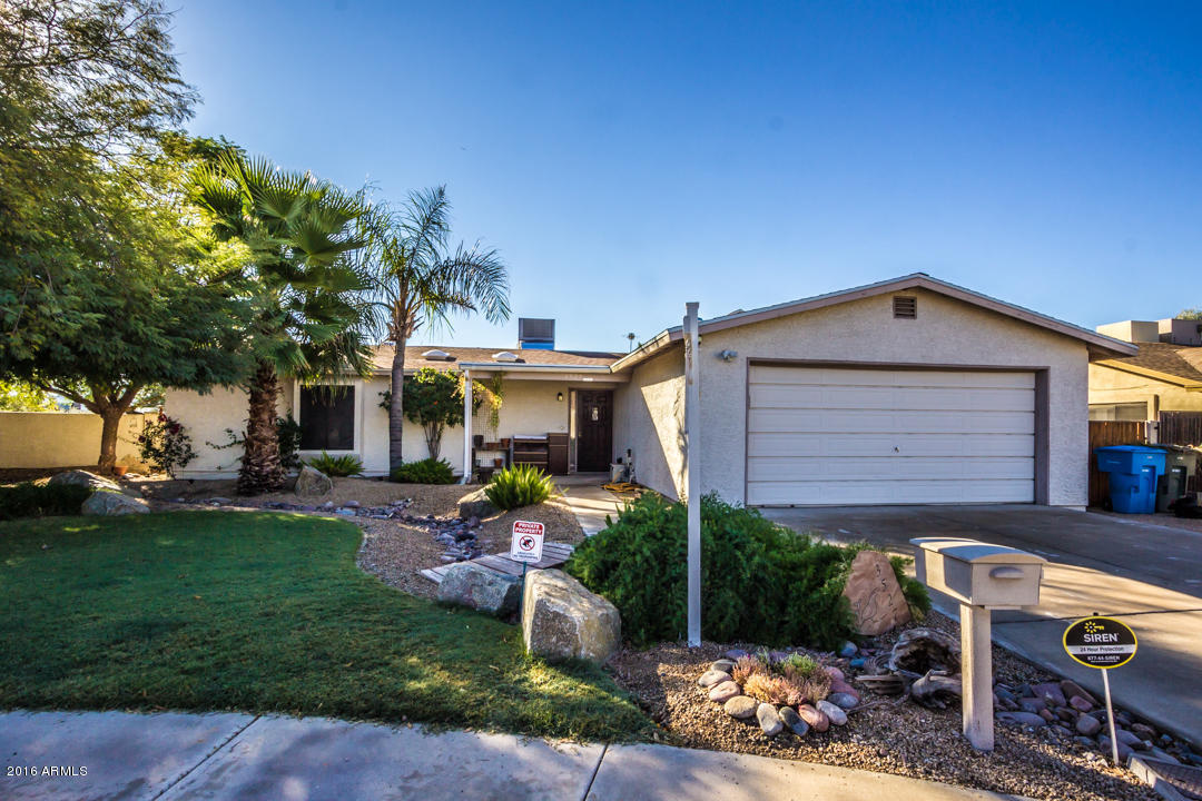 3527 E Willow Ave, Phoenix, AZ 85032 photo 1