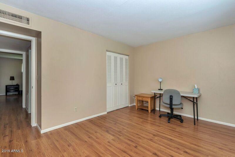930 E Manhatton Dr, Tempe, AZ 85282 photo 18