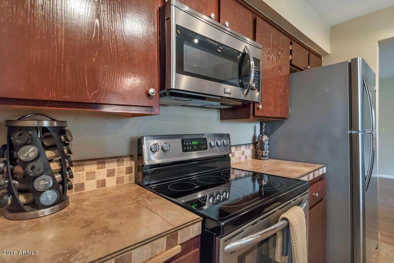 930 E Manhatton Dr, Tempe, AZ 85282 photo 11