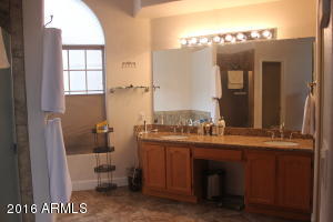 1318 E Parkside Dr, Gilbert, AZ 85234 photo 11