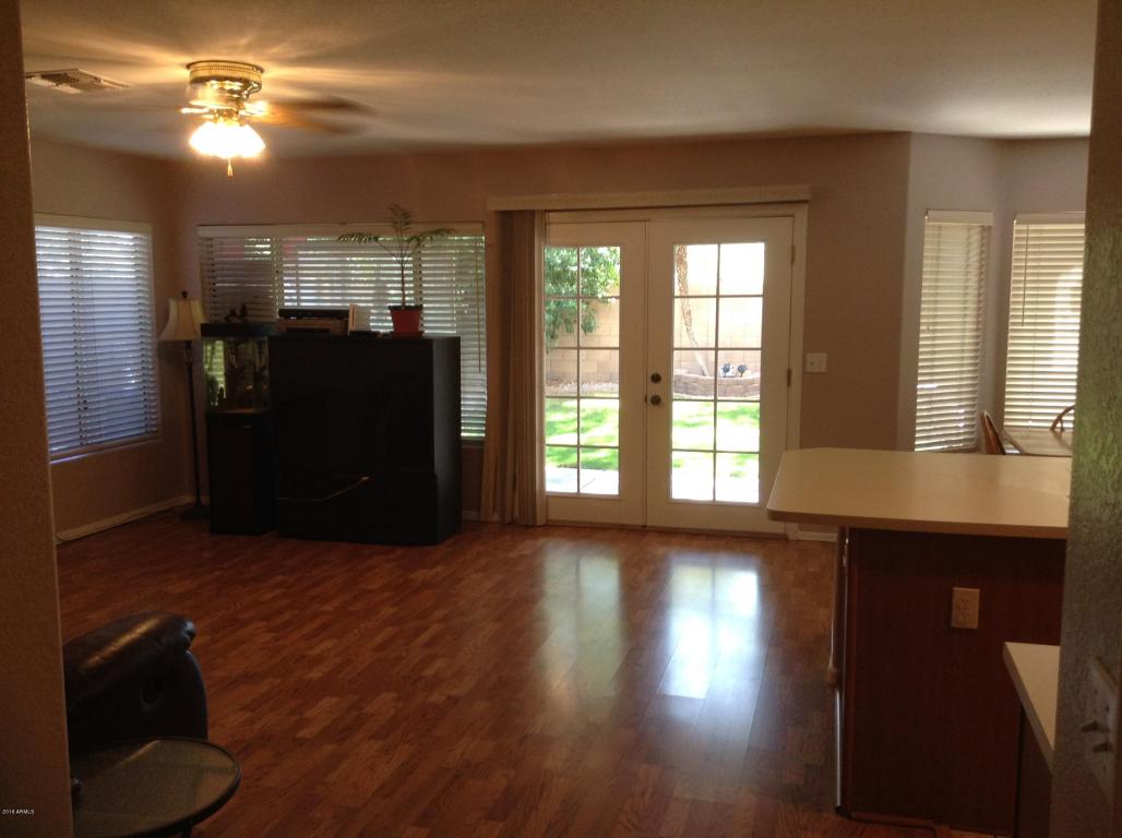 681 E Windsor Dr, Gilbert, AZ 85296 photo 5