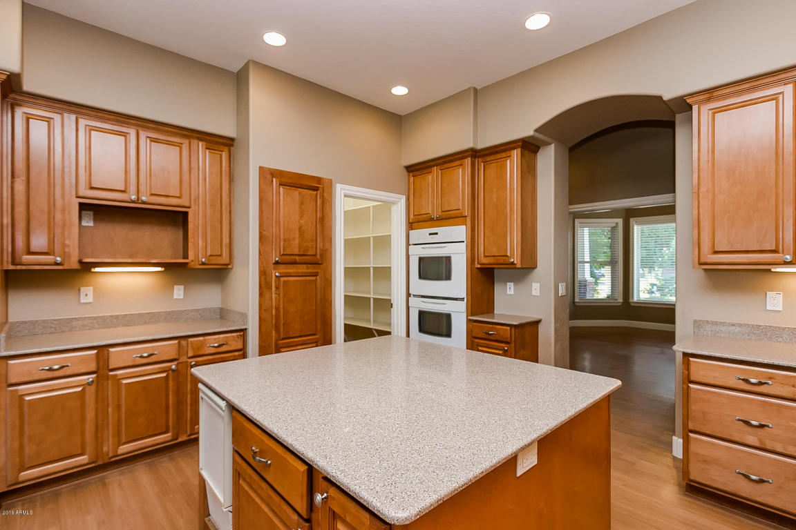 18110 E Sunnybrook Ln, Gilbert, AZ 85298 photo 17