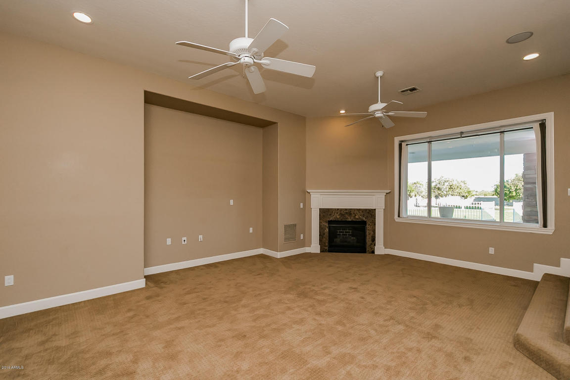 18110 E Sunnybrook Ln, Gilbert, AZ 85298 photo 21