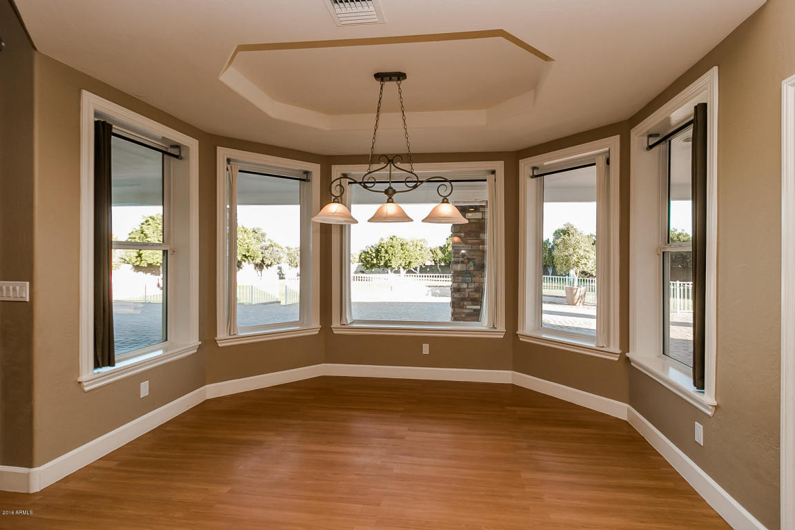 18110 E Sunnybrook Ln, Gilbert, AZ 85298 photo 5