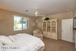 968 E Drexel Dr, Gilbert, AZ 85297 photo 11