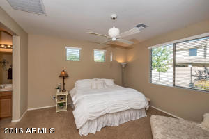 968 E Drexel Dr, Gilbert, AZ 85297 photo 12