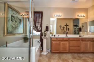 968 E Drexel Dr, Gilbert, AZ 85297 photo 14