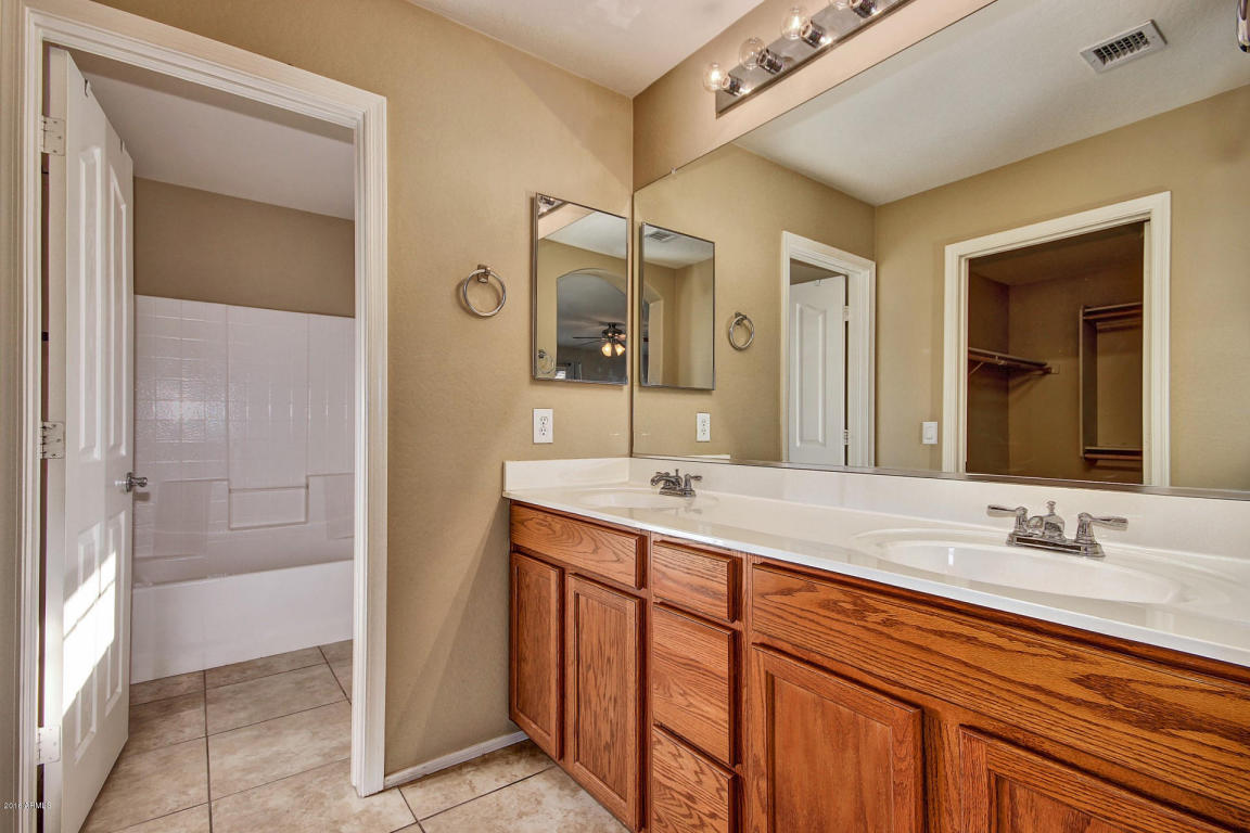2458 E Vermont Dr, Gilbert, AZ 85295 photo 23