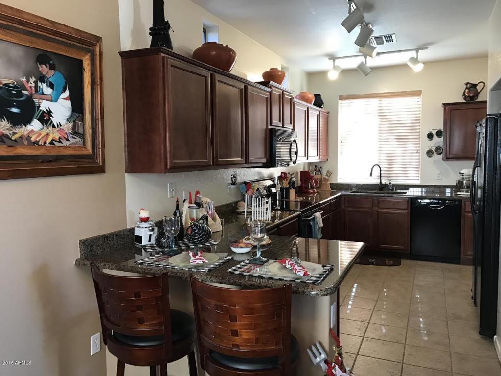 6341 S Blake St, Gilbert, AZ 85298 photo 2