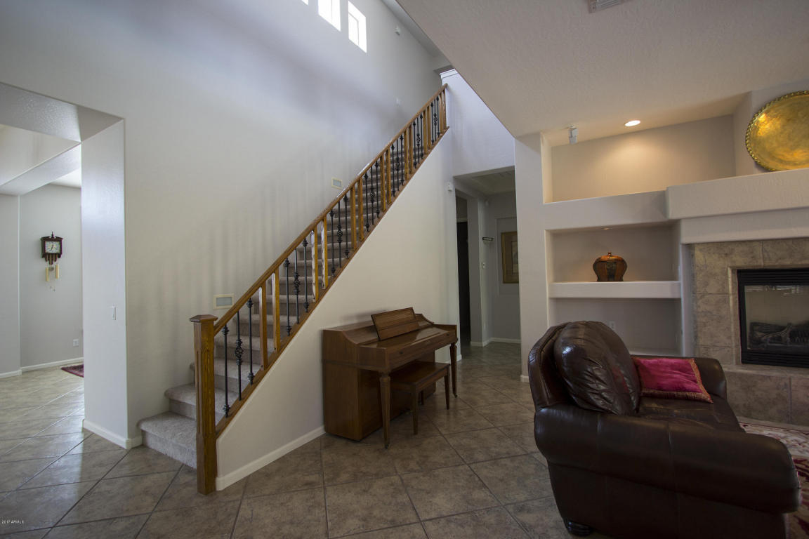 364 E Benrich Dr, Gilbert, AZ 85295 photo 9