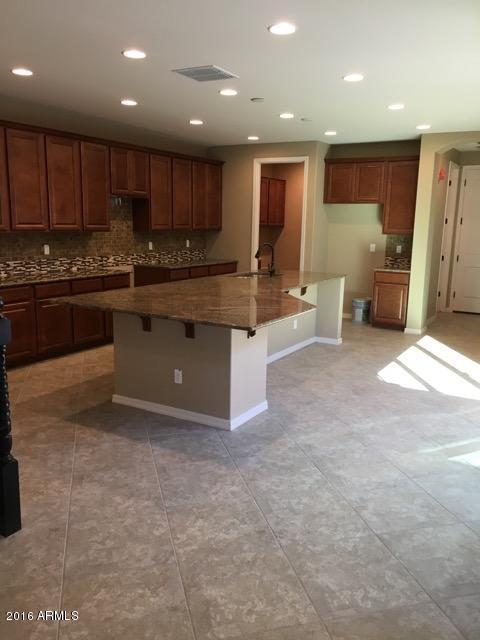 2155 S Wade Dr, Gilbert, AZ 85295 photo 9