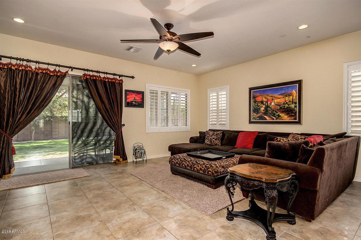 2721 E Janelle Way, Gilbert, AZ 85298 photo 17