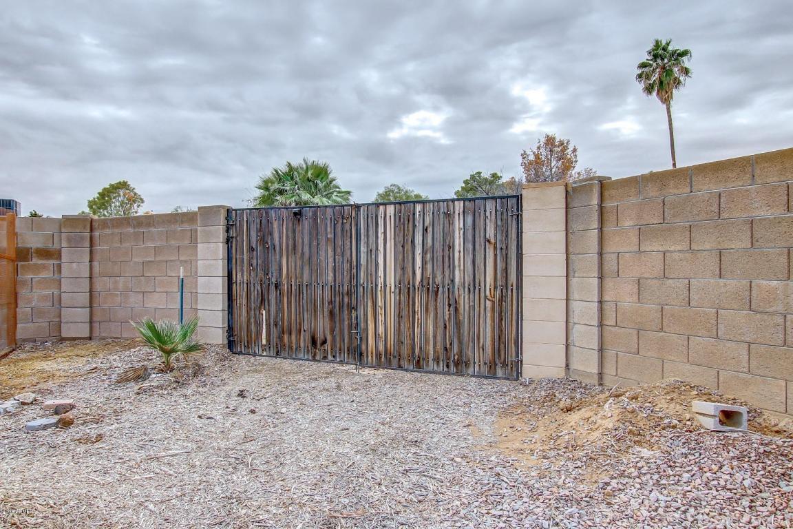 3111 E Dahlia Dr, Phoenix, AZ 85032 photo 8