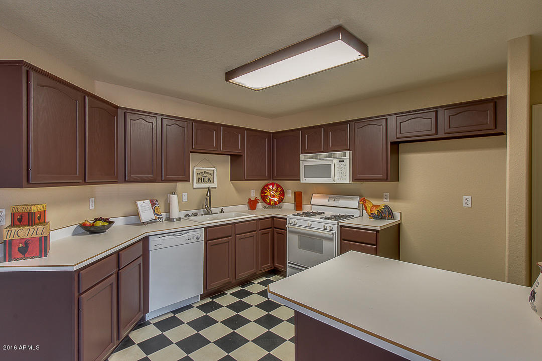 100 W Smoke Tree Rd, Gilbert, AZ 85233 photo 10