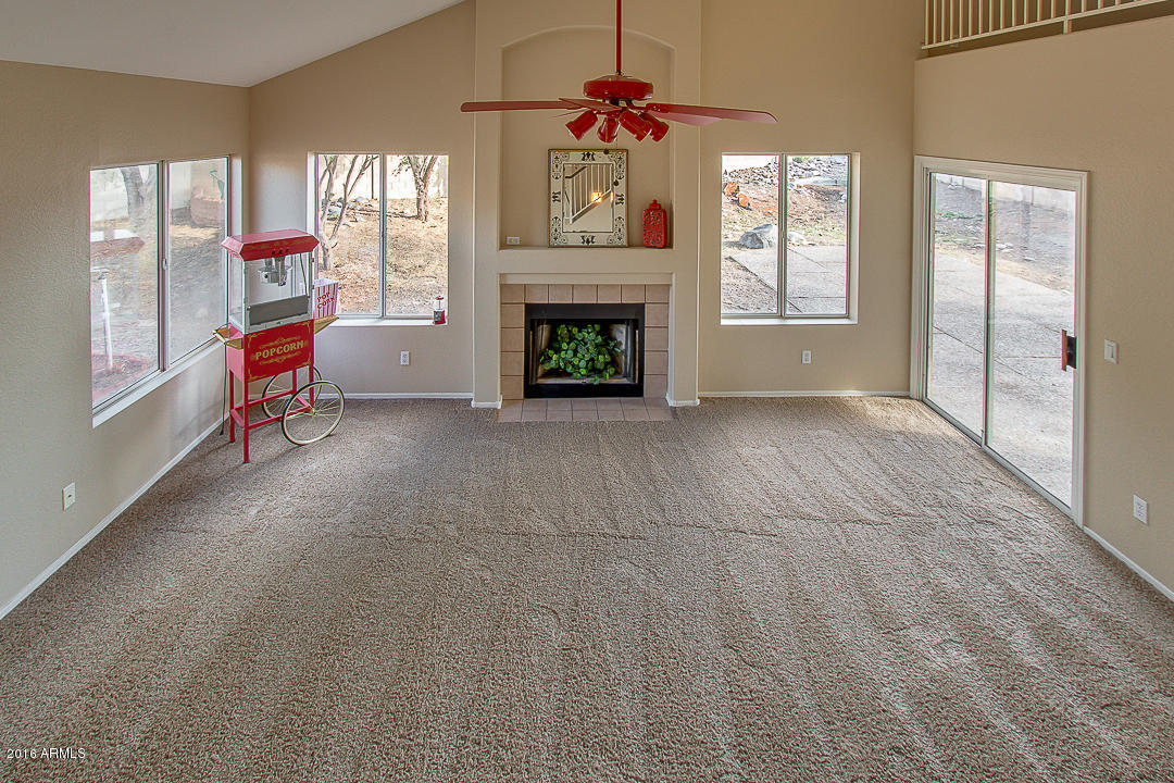 100 W Smoke Tree Rd, Gilbert, AZ 85233 photo 8