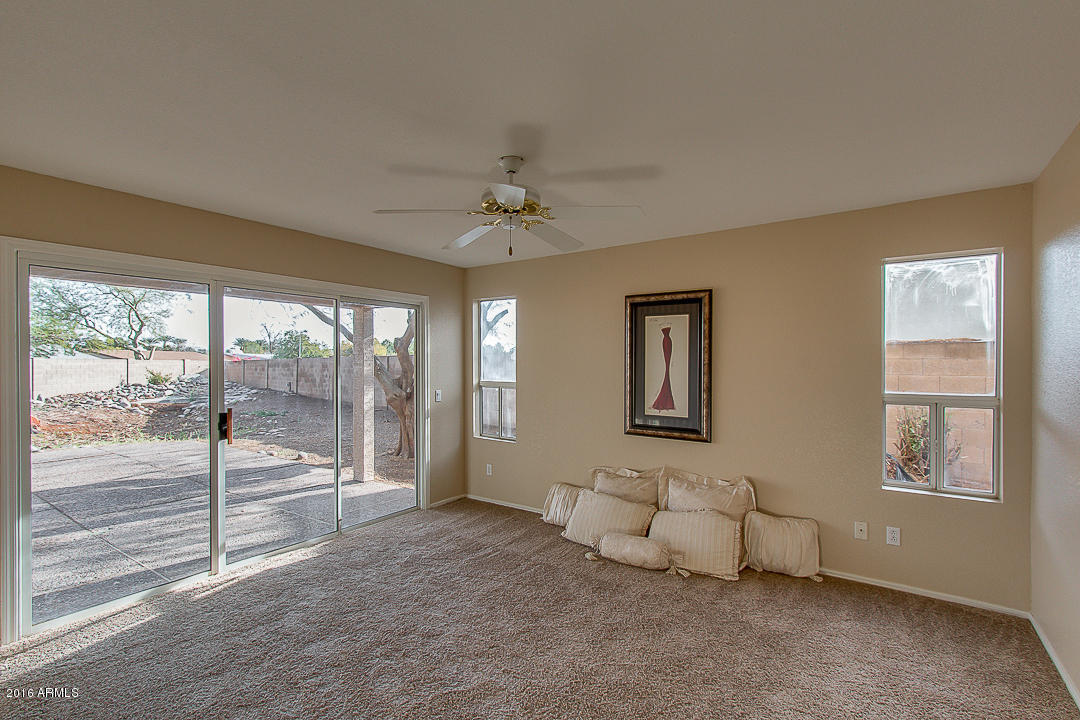 100 W Smoke Tree Rd, Gilbert, AZ 85233 photo 21