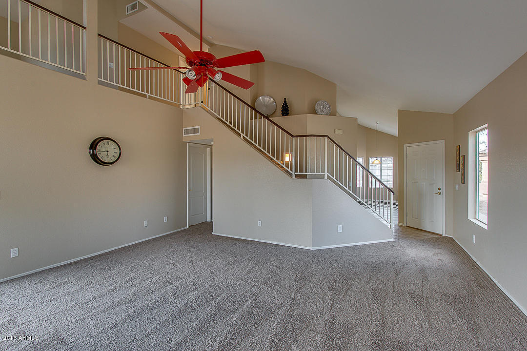 100 W Smoke Tree Rd, Gilbert, AZ 85233 photo 4