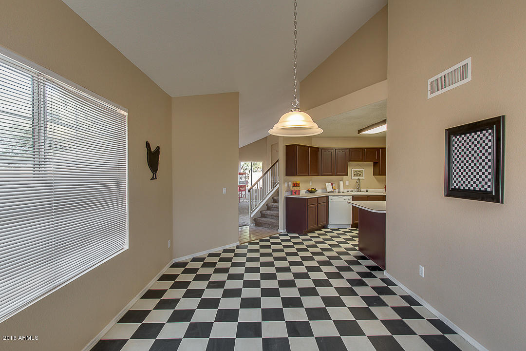 100 W Smoke Tree Rd, Gilbert, AZ 85233 photo 15
