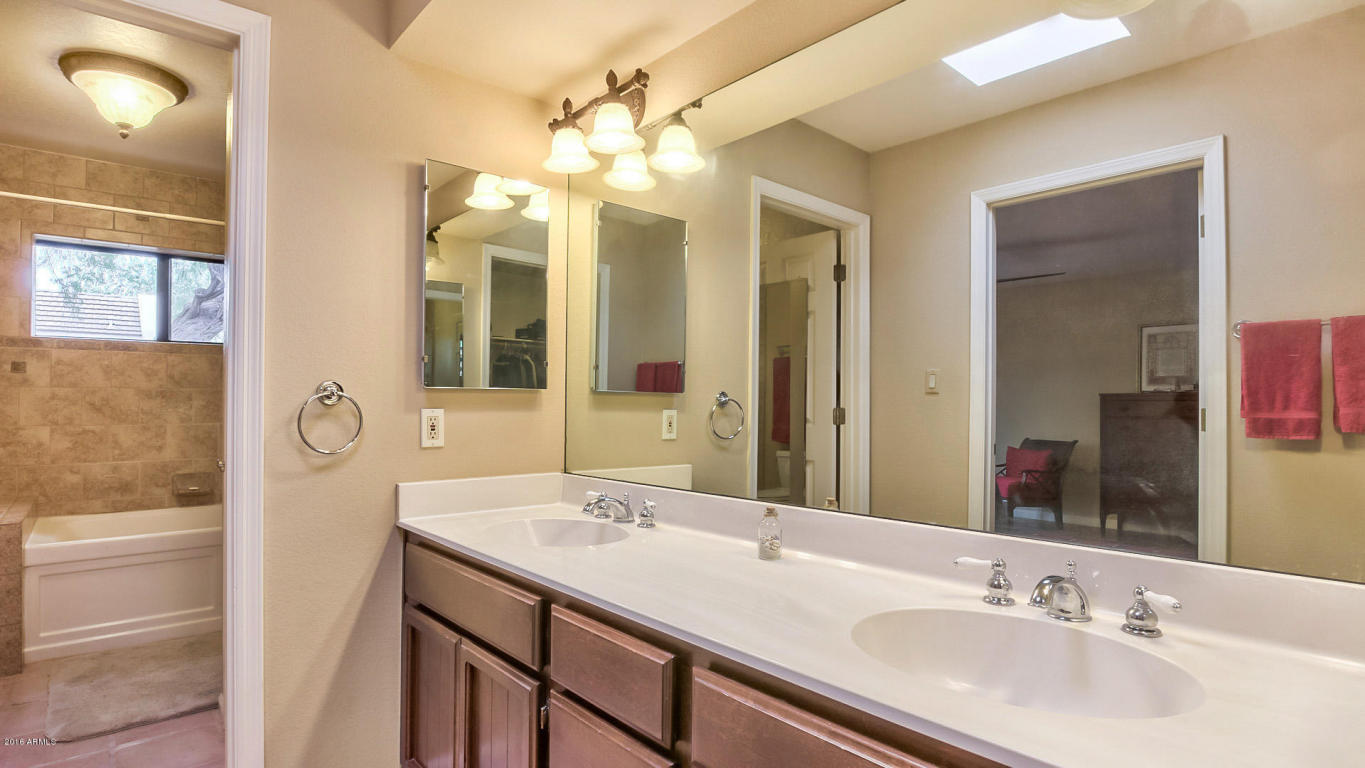 3432 E Las Rocas Dr, Phoenix, AZ 85028 photo 26