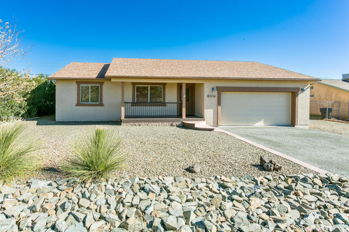 20146 E Mesa Verde Rd, Mayer, AZ 86333 photo 1