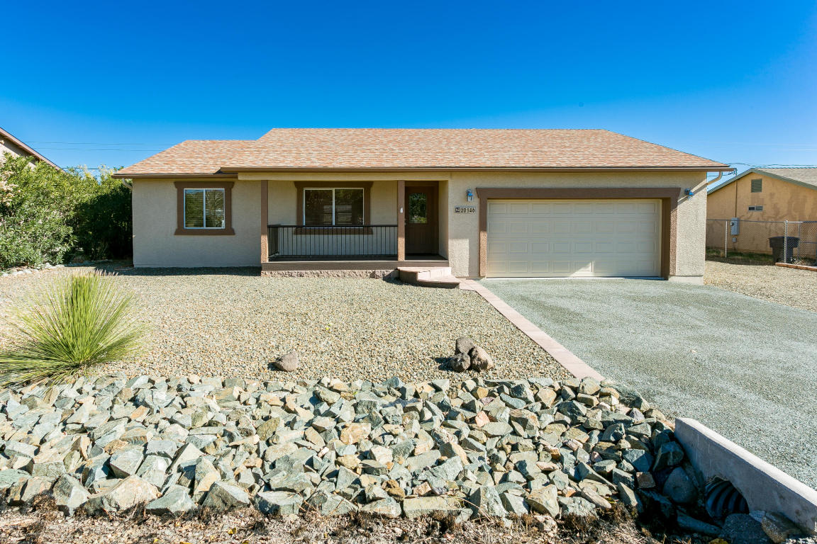 20146 E Mesa Verde Rd, Mayer, AZ 86333 photo 2
