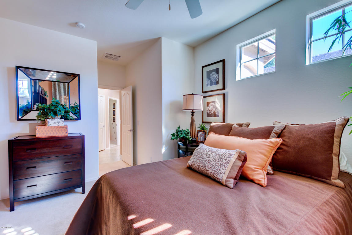 2956 E Santa Fe Ln, Gilbert, AZ 85297 photo 28