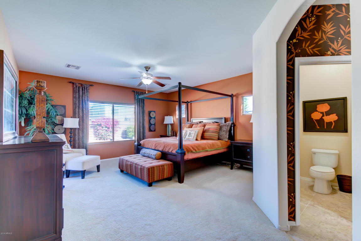 2956 E Santa Fe Ln, Gilbert, AZ 85297 photo 31