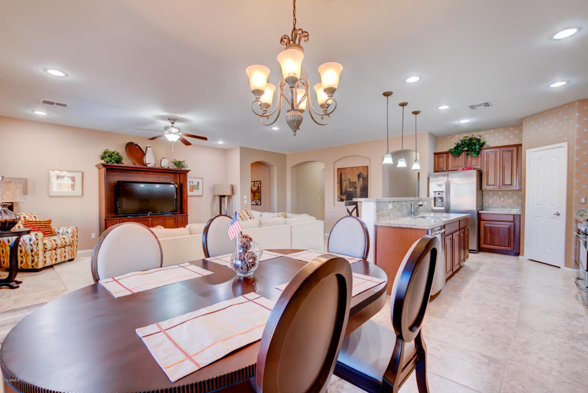 2956 E Santa Fe Ln, Gilbert, AZ 85297 photo 16