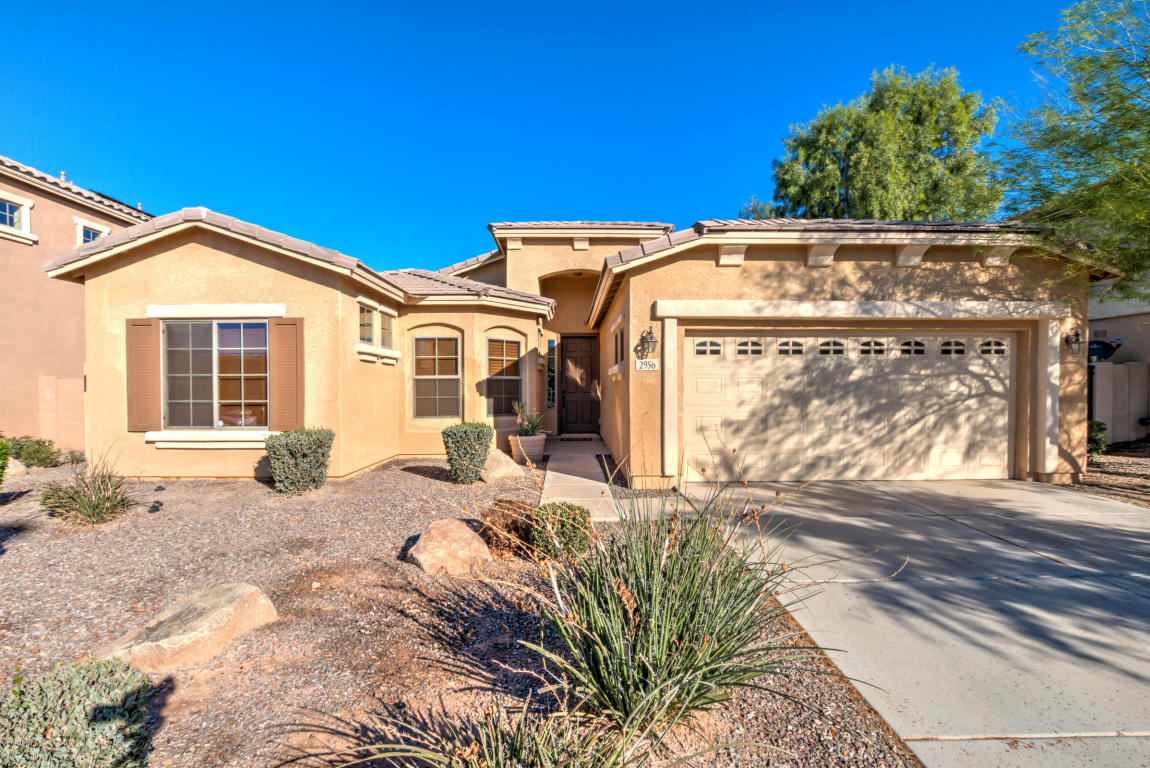 2956 E Santa Fe Ln, Gilbert, AZ 85297 photo 1
