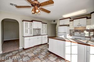 2029 E Arbor Ave, Mesa, AZ 85204 photo 3