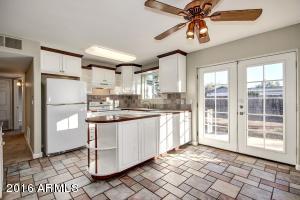 2029 E Arbor Ave, Mesa, AZ 85204 photo 2