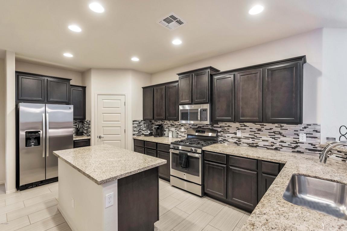 4427 E Angela Dr, Phoenix, AZ 85032 photo 3