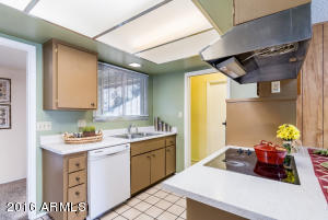 102 E Pebble Beach Dr, Tempe, AZ 85282 photo 9