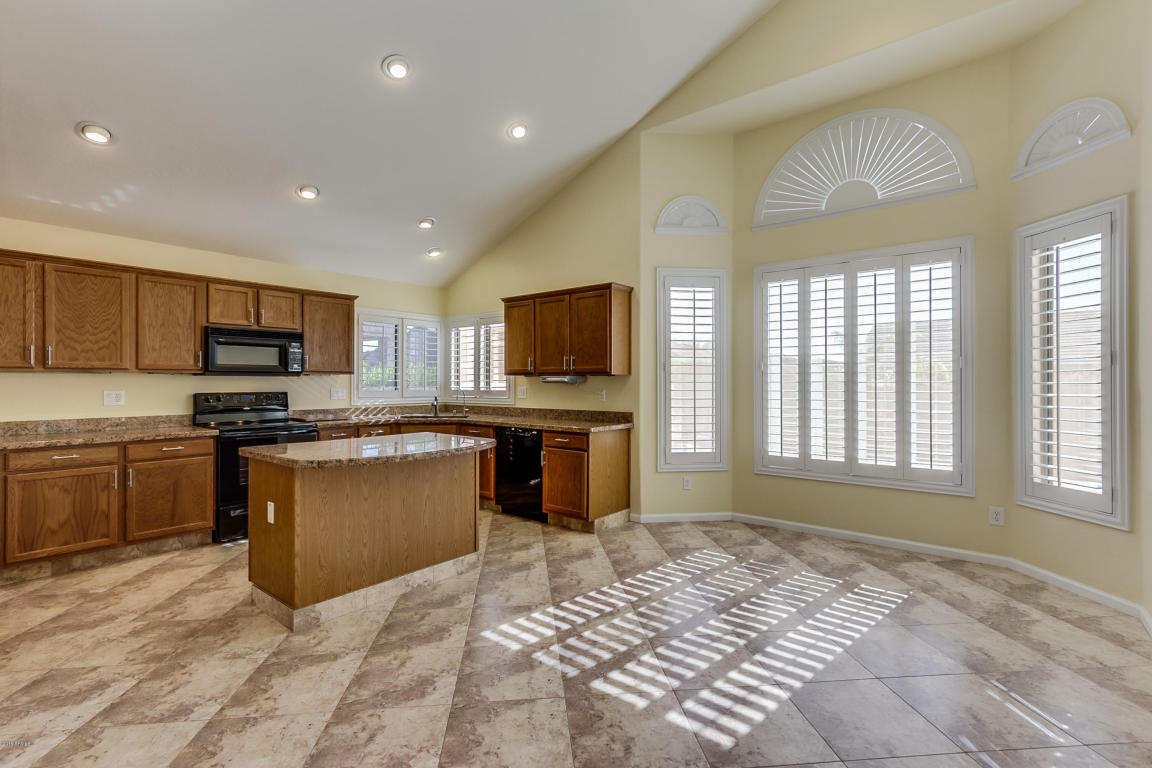 11045 E Decatur St, Mesa, AZ 85207 photo 3