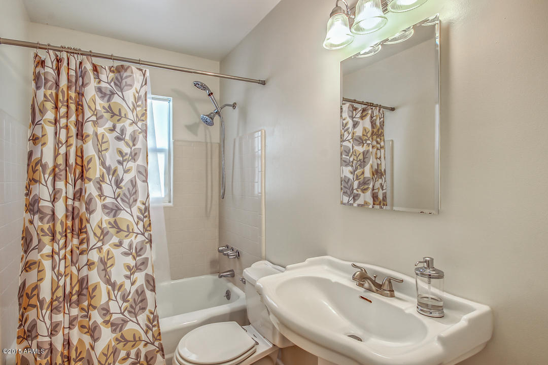 4601 E Flower St, Phoenix, AZ 85018 photo 21