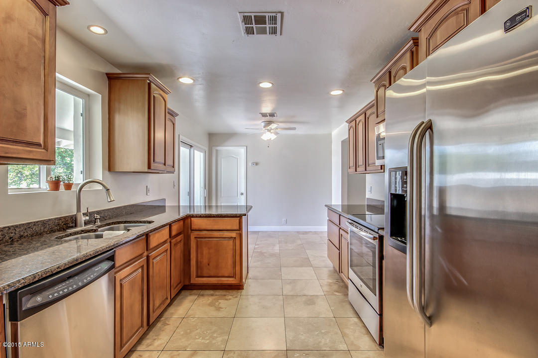 4601 E Flower St, Phoenix, AZ 85018 photo 6