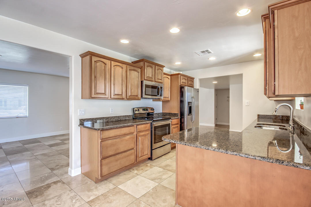 4601 E Flower St, Phoenix, AZ 85018 photo 2