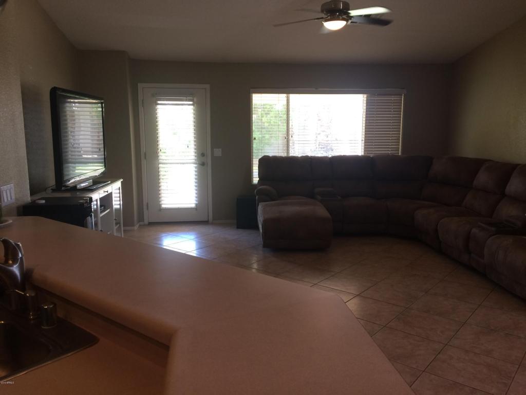 1139 E Morgan Ct, Gilbert, AZ 85295 photo 4