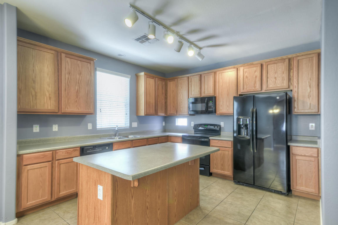 4123 E Oakland St, Gilbert, AZ 85295 photo 2